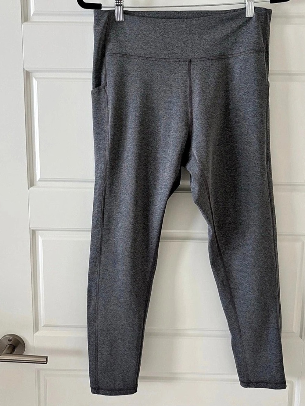 TEK GEAR Ultrastretch Gray Leggings Size XL Like New